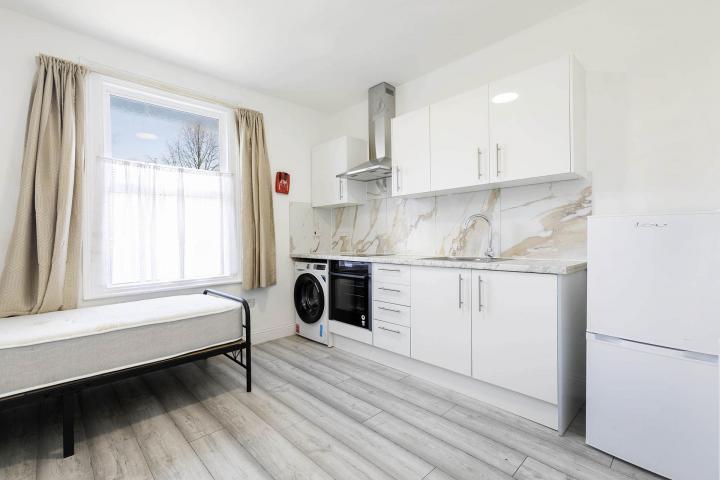 Council tax, Gas + Water included Callcott Road, Kilburn (Council tax, Gas + Water included)